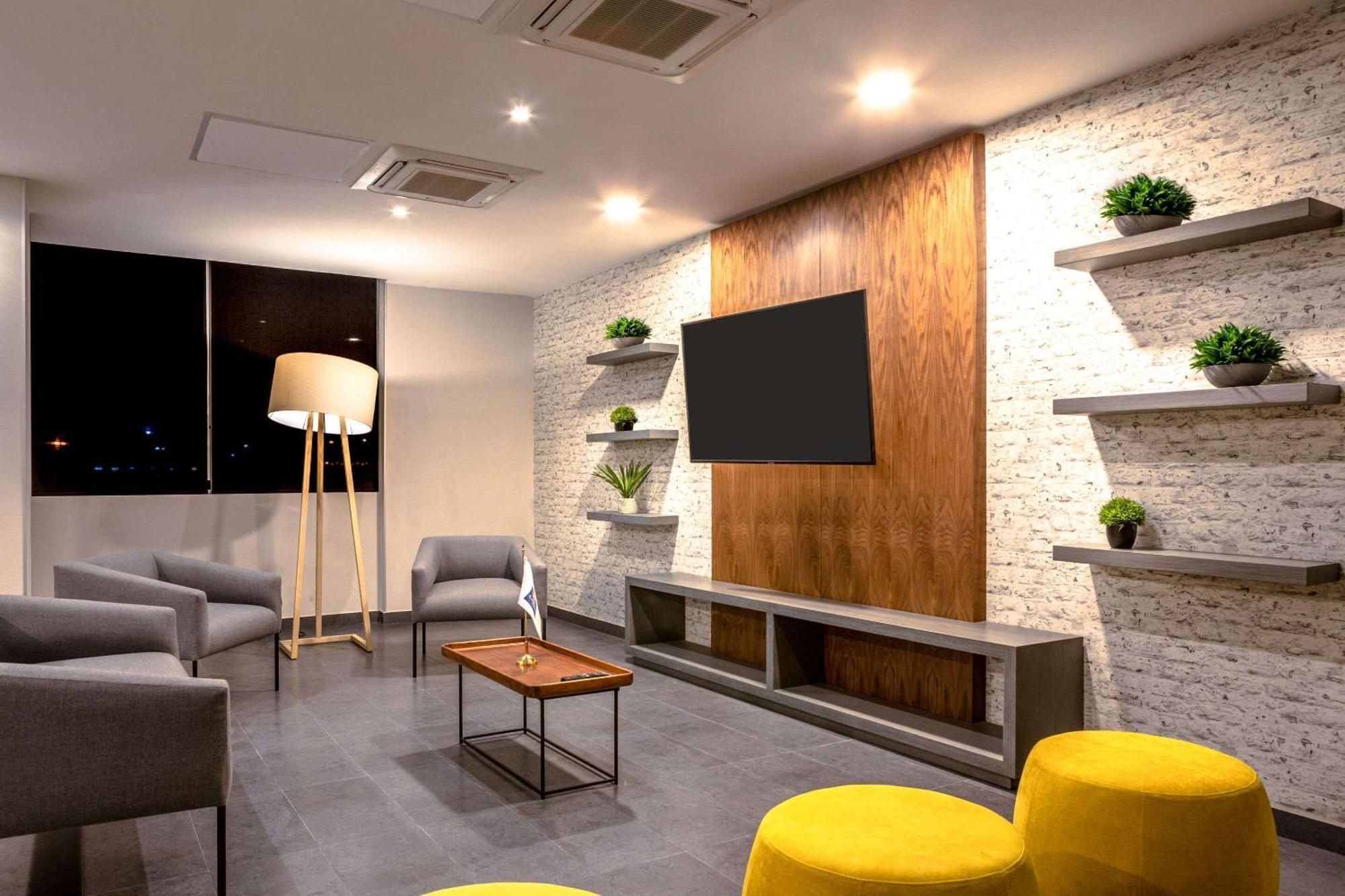 Comfort Inn デリシアス エクステリア 写真